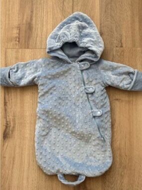 Widgeon Footie Hooded Super Soft Romper In Blue, Size NB, Zipper And Button